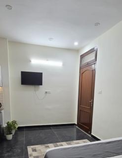 Cozy Studio in Gurgaon - Premium Location - 5