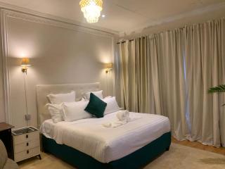 Emerald Room Labelva Court - 7