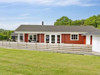 Holiday Home Anneli - 600m from the sea by Interhome - 6