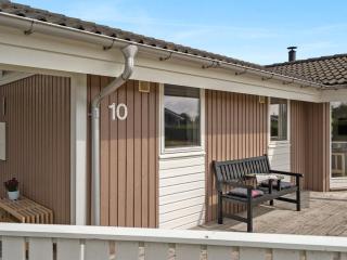 Holiday Home Stefanka - 600m from the sea by Interhome - 4