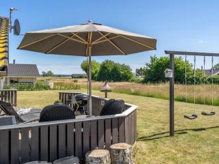 Holiday Home Ela - 500m from the sea by Interhome - 6