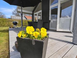 Holiday Home Gunholm - 150m from the sea by Interhome - 2