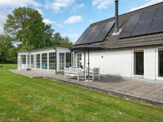 Holiday Home Gunhilda - 200m from the sea by Interhome - 3