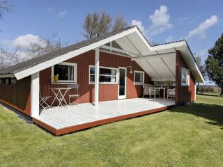 Holiday Home Guthki - 275m from the sea by Interhome - 0