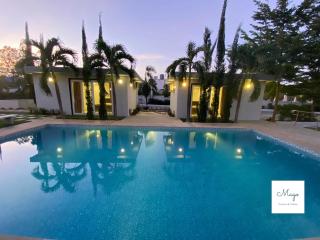 Misto Farms by MagoStays - 4BR Pool Villa - 7