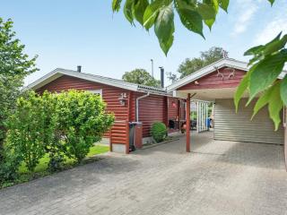 Holiday Home Tess - 50m from the sea by Interhome - 9