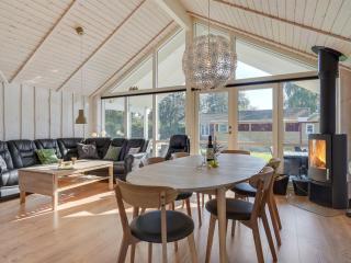 Holiday Home Hellena - 90m from the sea by Interhome - 7