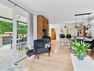 Holiday Home Helghi - 30km from the sea by Interhome - 2