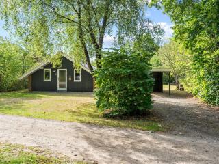Holiday Home Pance - 20km to the fjord by Interhome - 7