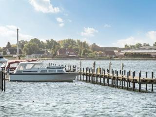 Apartment Joar - 5m to the inlet by Interhome - 9