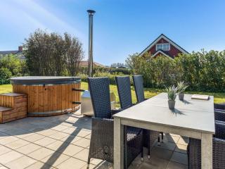 Holiday Home Gudmundine - 350m to the inlet by Interhome - 1