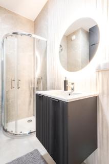 Business Suite Grzybowska 37 by VAYA STAYS - 7