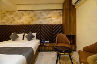 Hotel Ratna Paradise Thane West - 4