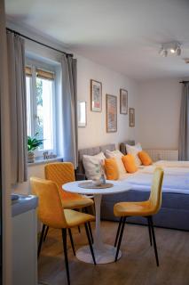 Come4Stay Passau - GubyBlue, GubyGreen & GubySun - 3 Wohnungen I bis zu 11 Personen - 4