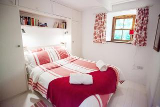 Gardeners Cottage - 3
