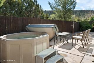 Red Rock Getaway with Jacuzzi in West Sedona for Family - 9