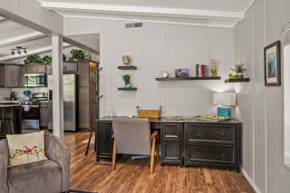 Red Rock Getaway with Jacuzzi in West Sedona for Family - 1