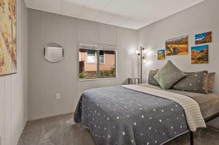 Red Rock Getaway with Jacuzzi in West Sedona for Family - 8