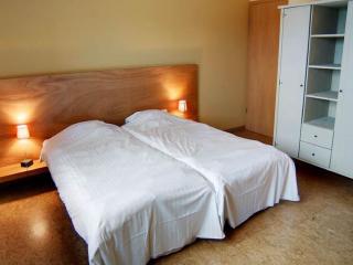 Large Home with Sauna, Ovifat - 5