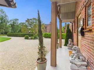 3000 SqFt Riverside Home Hot Tub & Mooring - 4