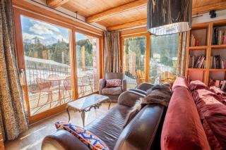 Chalet le Cairn - unique ski-in ski-out location! - 1