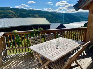 Newly renovated and centrally located house with unique view - 8