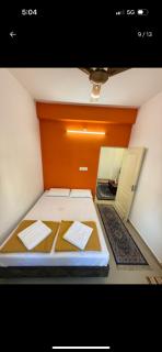 Lux 1BHK 100Ft Rd Indiranagar - 9