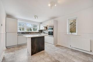 Stylish home close to the Yorkshire Dales & Leeds Airport - Ilkley - 3