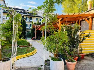 Loving Hut Pension & Restaurant - 5