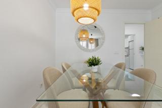 Amplio apartamento con piscina y parking en Torremolinos - 1