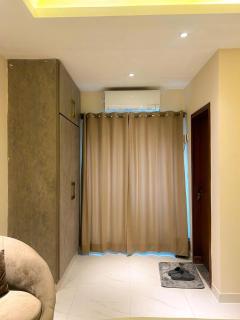 PHONEIX Luxury Apartment - Rawalpindi - 6