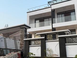 Rwanda Fine cars and apartment - 1