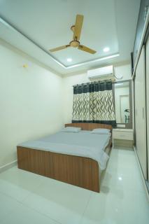 2BHK 101 in the heart of Hyd AIG, continental IKEA - 4