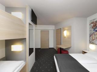 B&B HOTEL Berlin-Alexanderplatz - Berlin - 3
