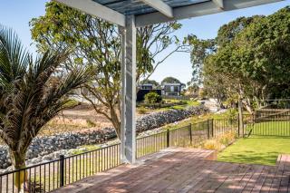 Coastal Escape - Waihi Beach Holiday Home - 7