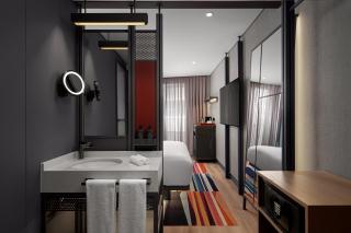 Aloft Istanbul Karakoy - 9