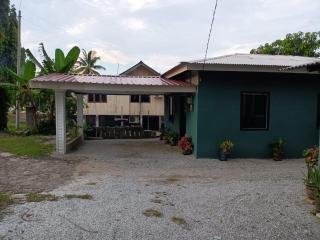 Homestay K- Zeck - Pasir Puteh - 0