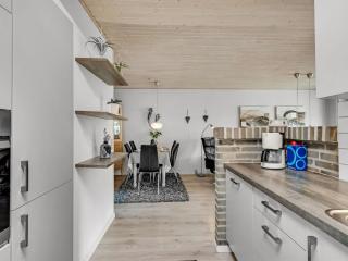 Holiday Home Geert - 900m from the sea by Interhome - 1