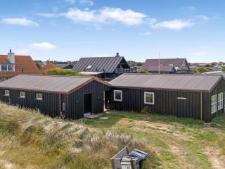 Holiday Home Carstina - 400m from the sea by Interhome - 5