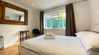 Spacious 1 Bedroom near central London Kings Cross walking to Arnos Grove Tube, Alexandra Palace, Euston - 8