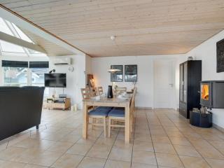 Holiday Home Svenn - 400m from the sea by Interhome - Blåvand - 6