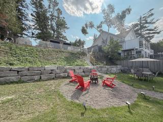 Brand New Waterfront Cottage - 3