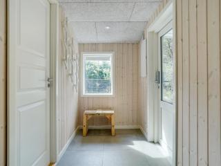 Holiday Home Solgunn - 900m from the sea by Interhome - 4