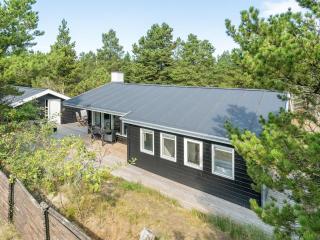 Holiday Home Solgunn - 900m from the sea by Interhome - 3