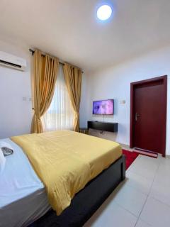 Spacious 3 Bedrooms service Apartment, Chevron Lagos - 4