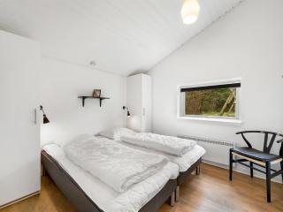 Holiday Home Famke - 1km from the sea by Interhome - 1