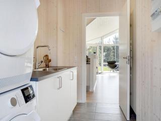 Holiday Home Dior - 1-4km from the sea by Interhome - 6