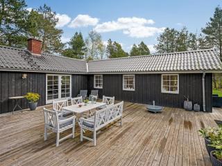 Holiday Home Ufred - 1-3km to the inlet by Interhome - 9