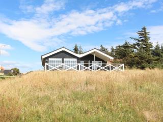 Holiday Home Aarne - 30m from the sea by Interhome - 3