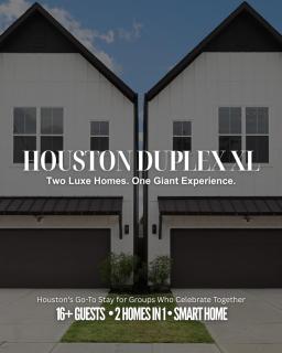 2 Luxury Homes in 1 - Walk to Nightlife & Stadiums - 0
